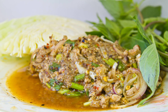 香辣肉沙拉