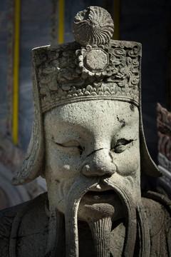 中國(guó)巨人的臉