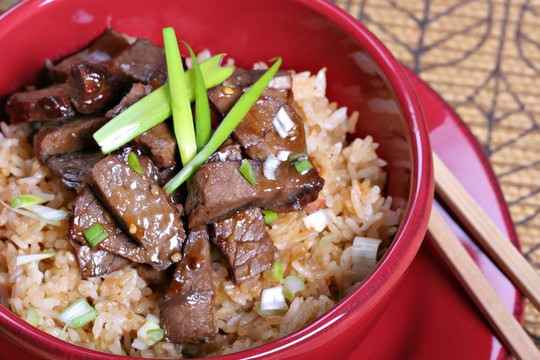 牛肉炒米飯