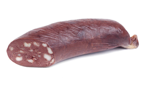 白色背景肉制品香腸。