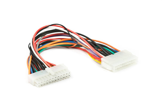 計(jì)算機(jī)內(nèi)電力電纜。