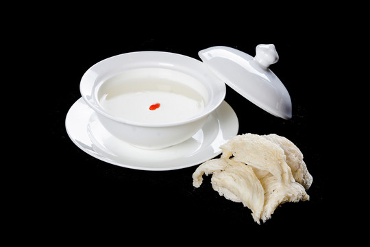 燕翅營養(yǎng)湯
