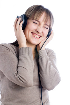 女人聽音樂