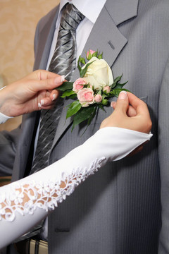手的未婚妻和新郎的花束