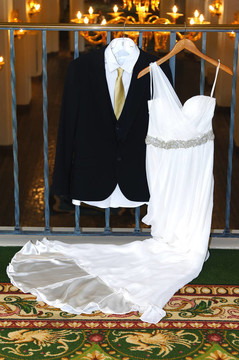 新娘禮服與Groom Suit