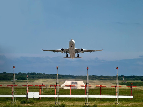 飛機(jī)