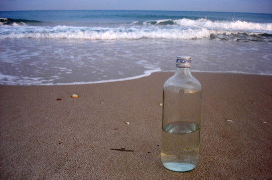 水
