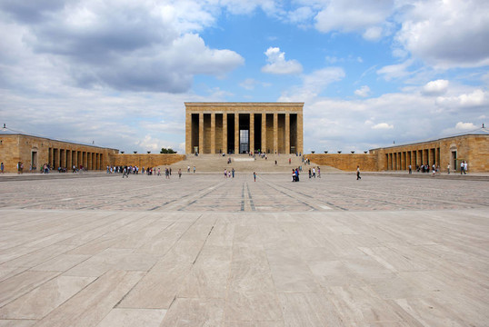 一個(gè)嗎？tkabir（陵Ataturk）