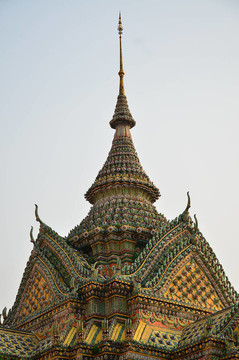偉大的Thai Gable Roof