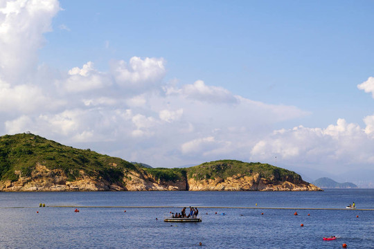 在Cheung Chau海的裂縫；香港。