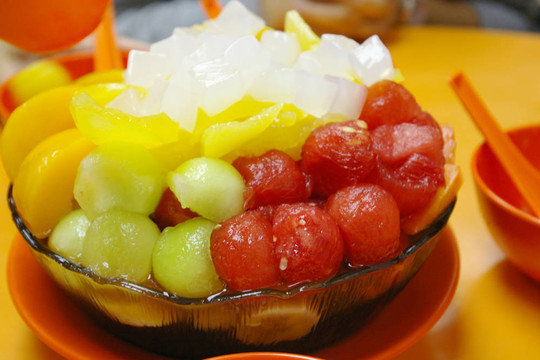 香港當(dāng)?shù)氐乃瘘c(diǎn)