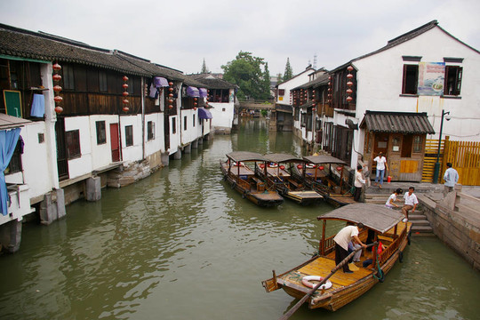 在中國水村