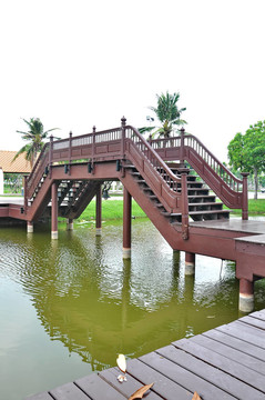 木腳橋