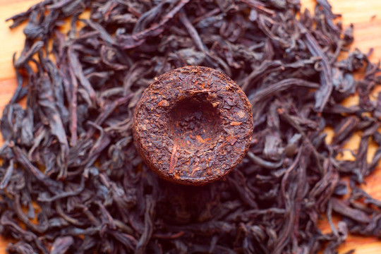 芳香黑色普洱茶