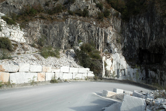 大理石采石場——濱海阿爾卑斯山脈；Carrara；托斯卡納；意大利