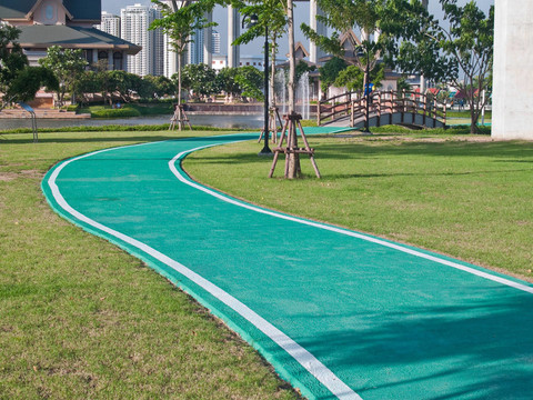小的橋