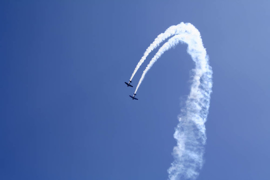 在航展上兩架飛機