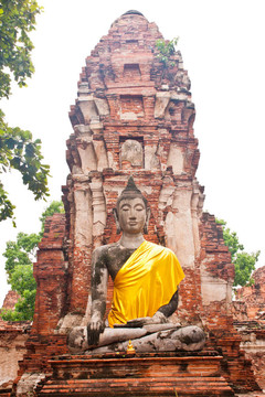 Sitting Buddha的雕像