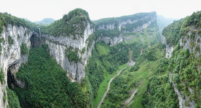 武隆天坑地縫全景俯瞰
