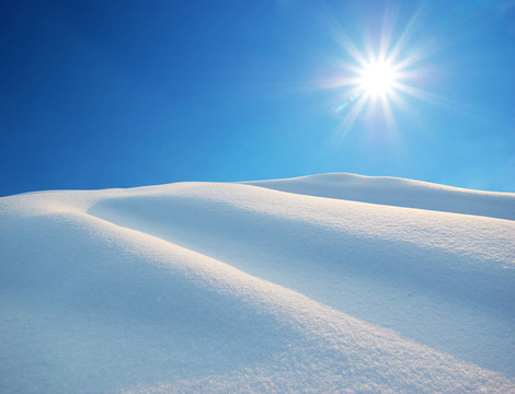 雪的山
