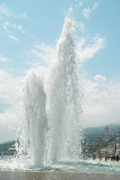 城市的噴泉