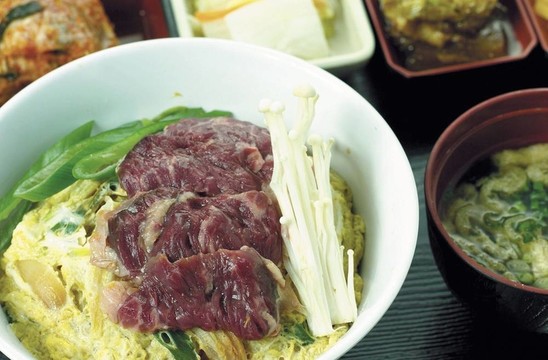 食品和菜肴