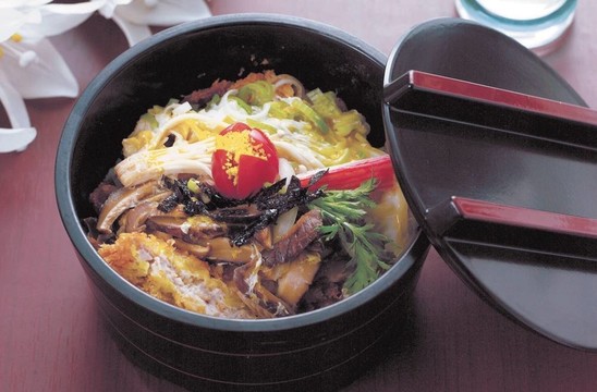 食品和菜肴