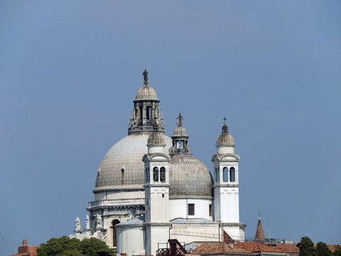 威尼斯- Basilica di Santa Maria della Salute的屋頂