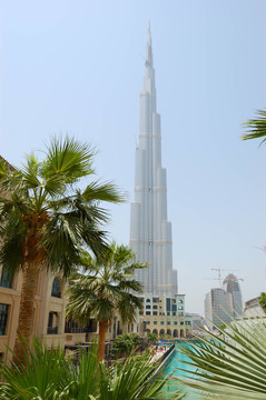 迪拜；UAE - 8月27日：迪拜塔的整理階段（布爾季