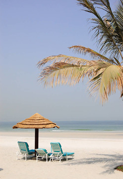 豪華酒店的海灘；阿吉曼；UAE
