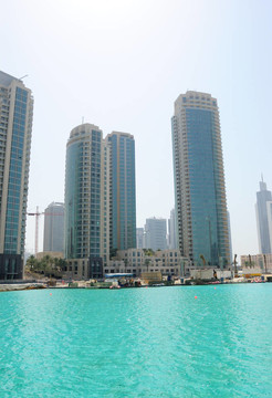 迪拜市中心的房地产；UAE