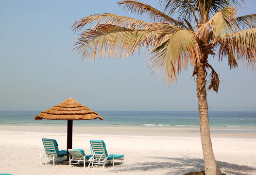 豪華酒店的海灘；阿吉曼；UAE