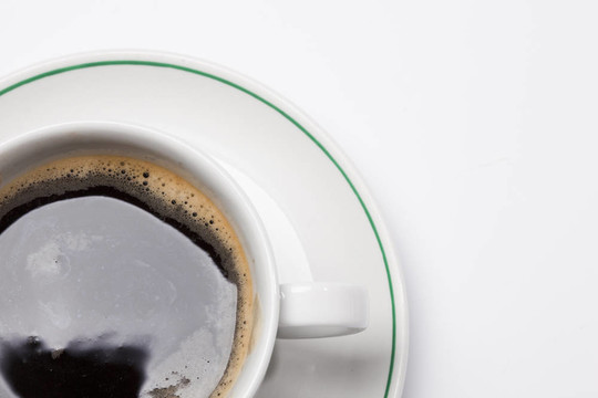 在白色背景上coffecup