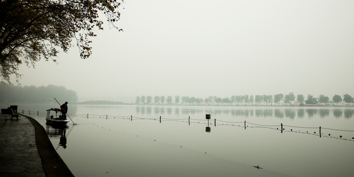 西湖水墨風景