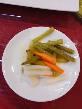 泡椒蘿卜豇豆