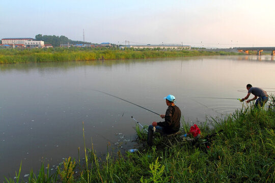 黑龍江 黑河 垂釣 釣魚 江水