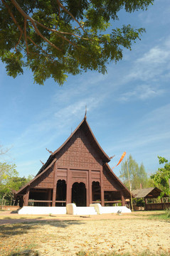 在Luang Pra Bang的佛心寺；Laos。