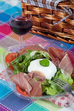 Bufala mozzarella沙拉