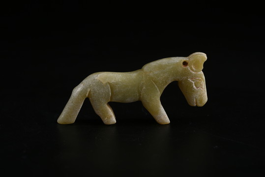 玉馬 西周出土