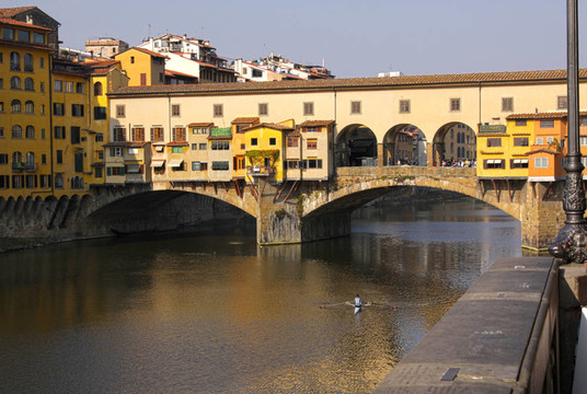 維奇歐橋和Arno