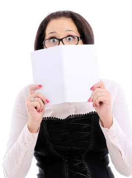 讀一本書的女人