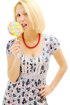 金發(fā)美女舔棒棒糖