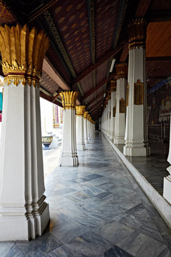 Ho Phra monthien廳列線性透視