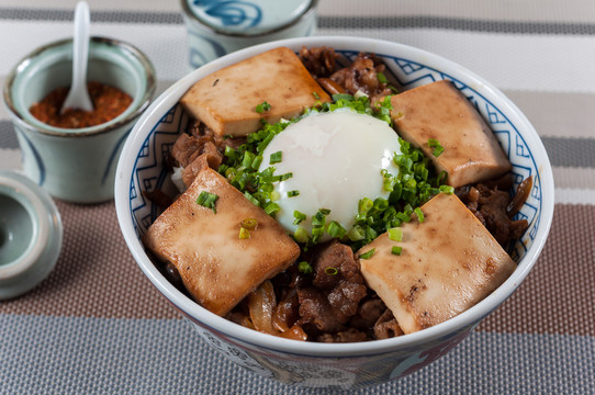 豬肉丼飯
