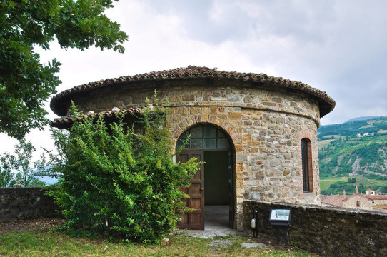 馬拉斯皮納Dal Verme城堡。博比奧。Emilia Romagna。意大利.