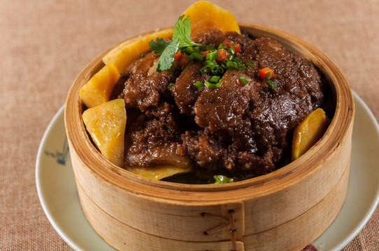 小籠粉蒸肉