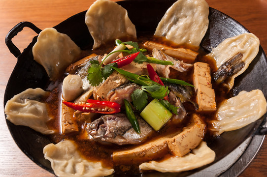 地鍋雜魚(yú)
