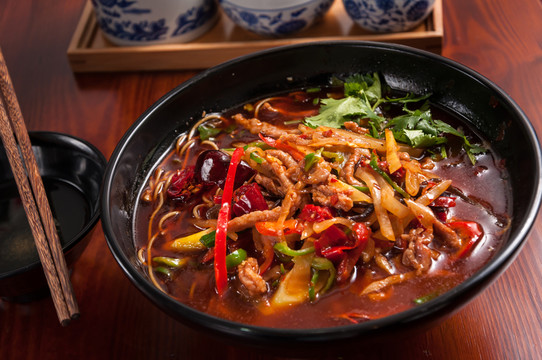 泡椒牛肉絲面