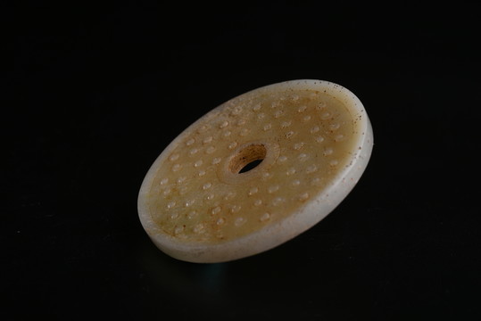 白玉 宋乳釘紋白玉壁