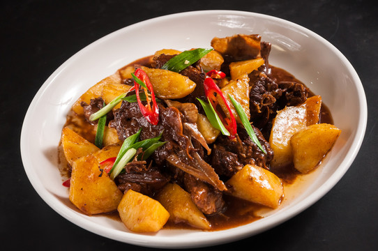 土豆燒老鵝